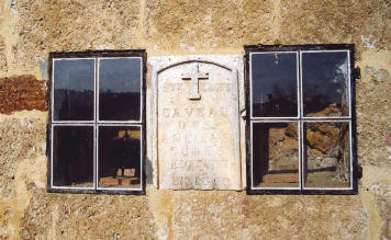 Caveau des anciens curés de Sainte-Croix